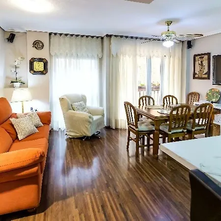 Apartamento Azahara *