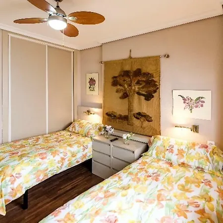 Azahara Apartment *